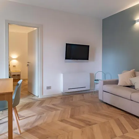 Aurealiving - Sage Luxury With Air Conditioning, Fast Wifi And Free Gym Апартаменты