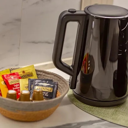 Aurealiving - Sage Luxury With Air Conditioning, Fast Wifi And Free Gym Апартаменты *