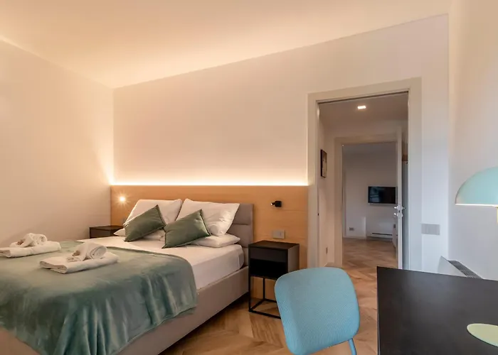 Aurealiving - Sage Luxury With Air Conditioning, Fast Wifi And Free Gym Διαμέρισμα